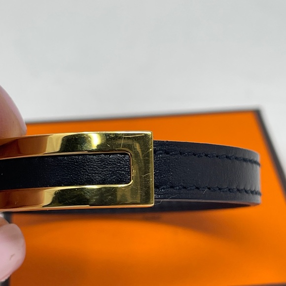Hermes black leather gold metal slide lock bracelet - Picture 9 of 10